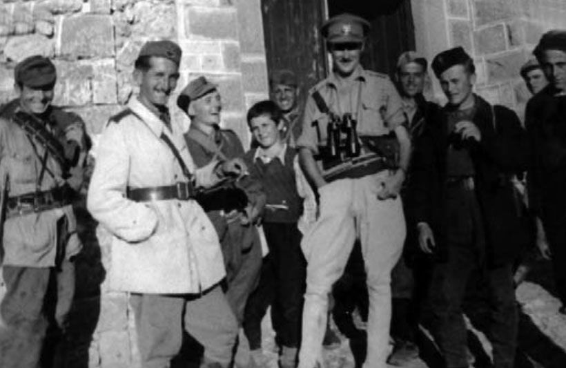 Oficeri britanik Billy McLean gjatë qëndrimit në Shqipëri